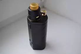 Review of Smoant Battlestar Squonker Kit. Battlestar Squonker Squonker Kit